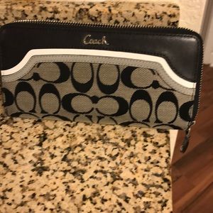 Coach wallet